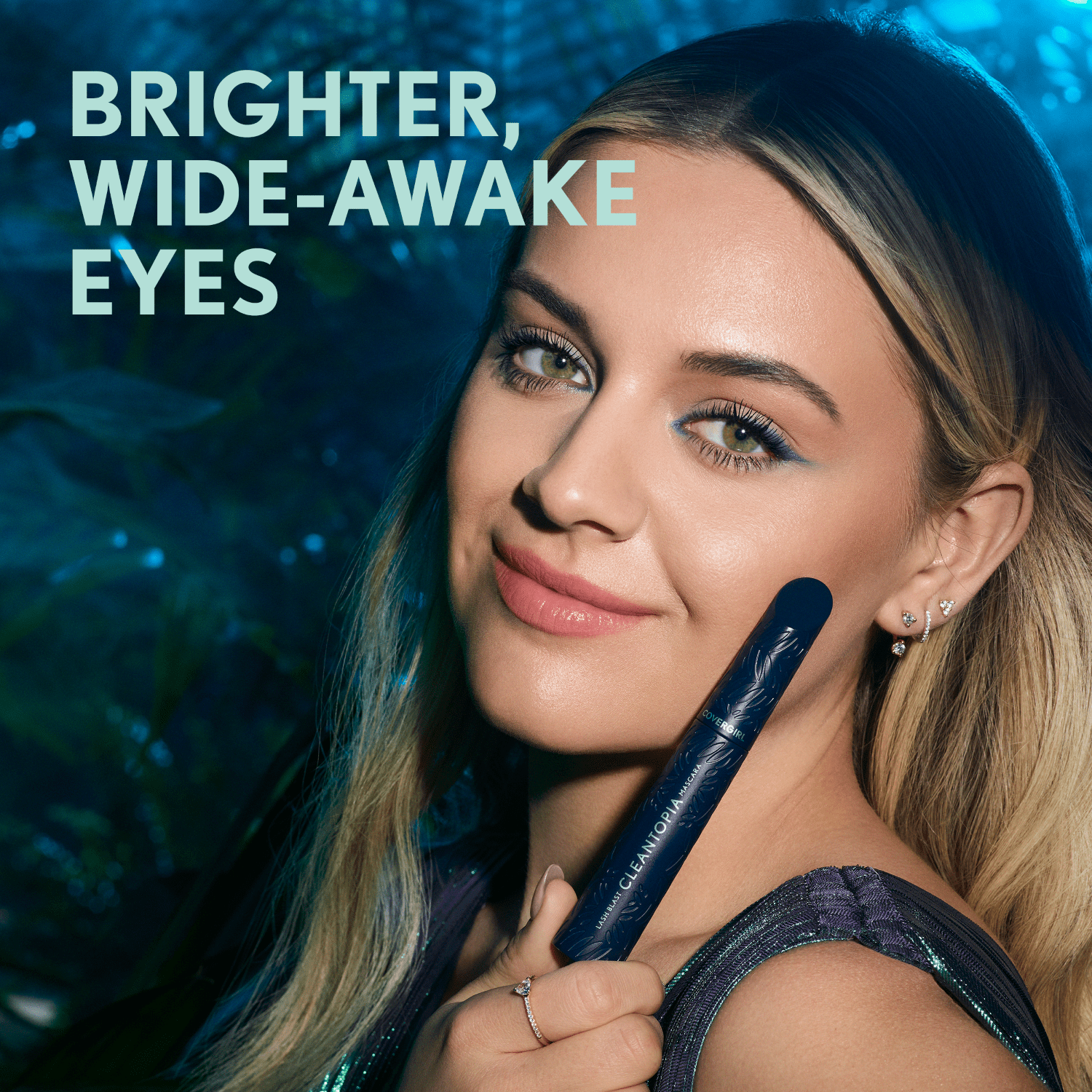 Covergirl Lash Blast Cleantopia, 820 Ultramarine Black, Volumizing Mascara, 0.33oz